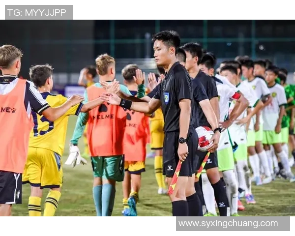 当今新兴足球球星崛起的背后：年轻天才如何引领未来足球发展趋势